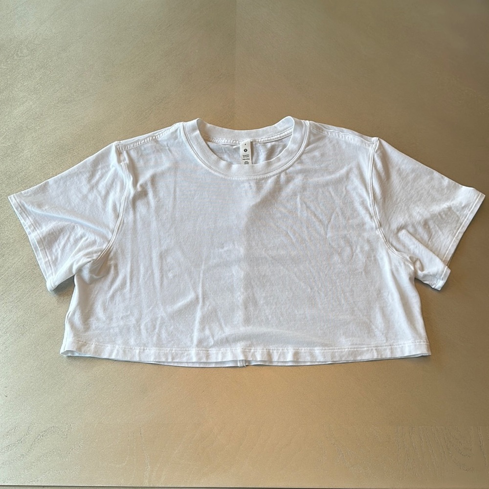 Lululemon crop tank